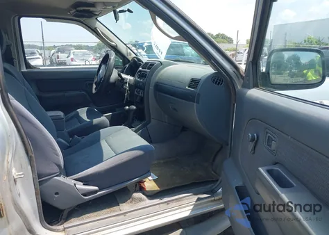 2002 Nissan Frontier Xe-V6 from USA, damaged, VIN 1N6ED26Y82C315436